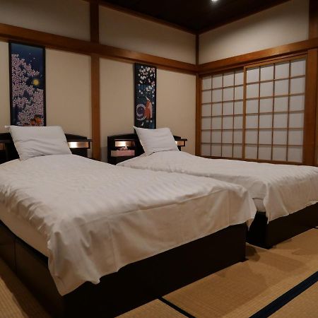 Sakura Aburaya Villa Takajama Kültér fotó