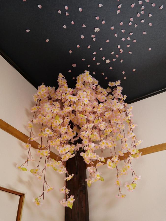 Sakura Aburaya Villa Takajama Kültér fotó
